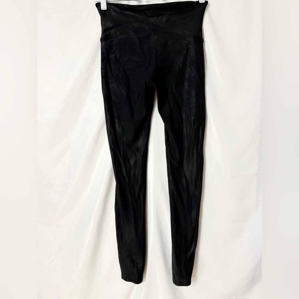 Spanx Faux Leather Full Length Leggings With Shaping Waistband Size Medium - Picture 8 of 13